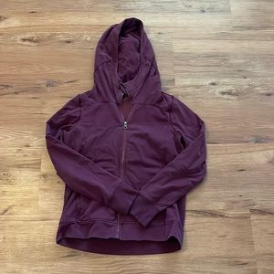EUC lululemon size 8 full zip jacket in purple color